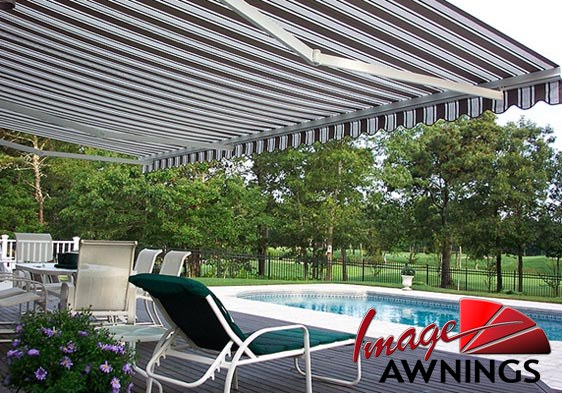 custom-motorized-and-retractable-awnings-image-022-by-image-awnings-nh.jpg